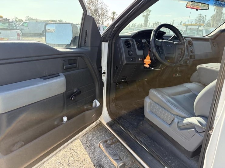 2011-ford-f150-image-12