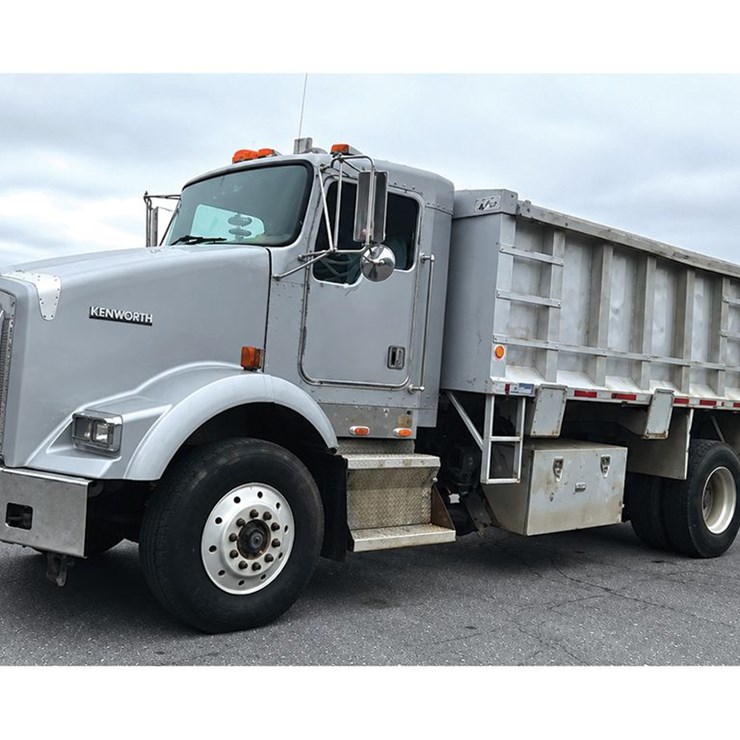 2002 KENWORTH T800