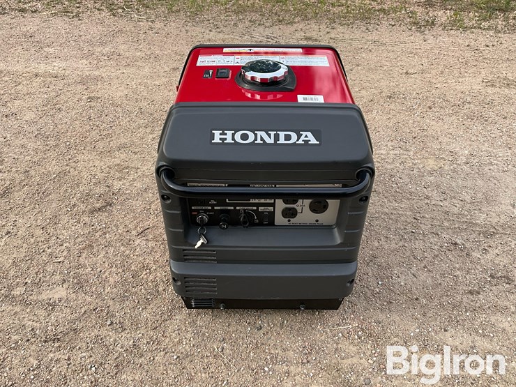 honda-eu3000is-image-8
