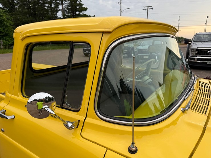 #1378-•-1957-mercury-m100-custom-cab-pickup-truck-image-30