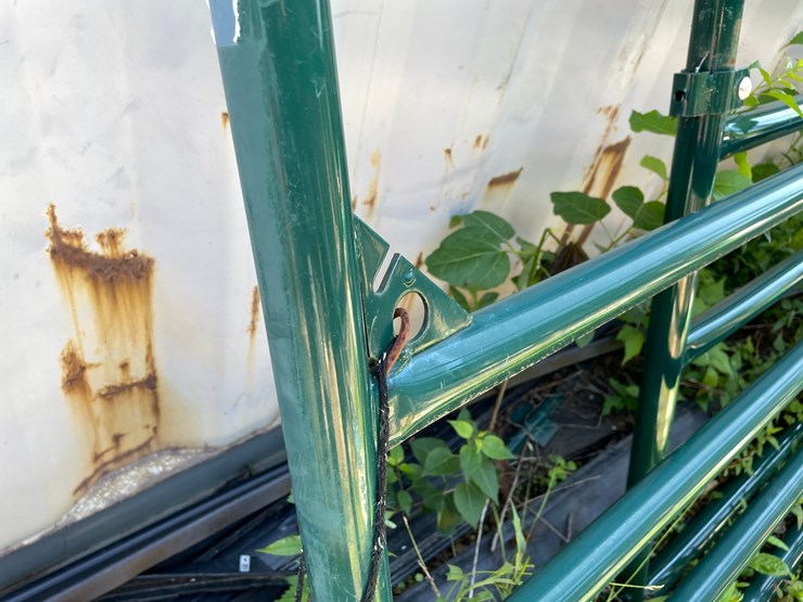 #7145-•-metal-livestock-gate-image-5