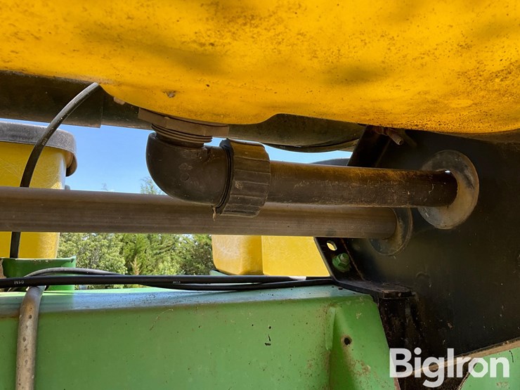 john-deere-7200-image-16