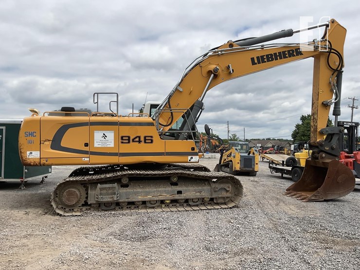 2016-liebherr-r946-lc-image-5