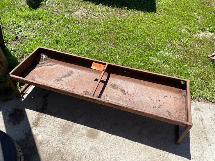#7164-•-metal-feed-trough-image-1