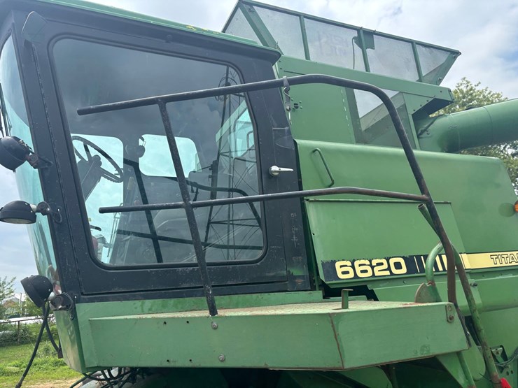 john-deere-6620-titan-ii-image-8