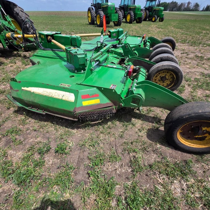 JOHN DEERE R15