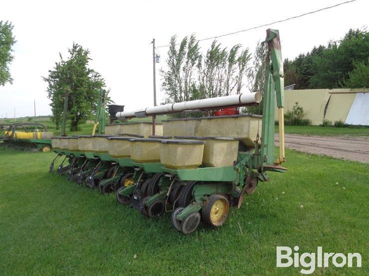 john-deere-7000-image-5