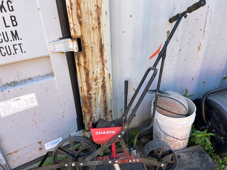 #7150-•-chapin-single-row-planter-image-3
