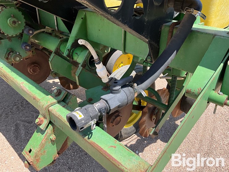 john-deere-7200-image-20