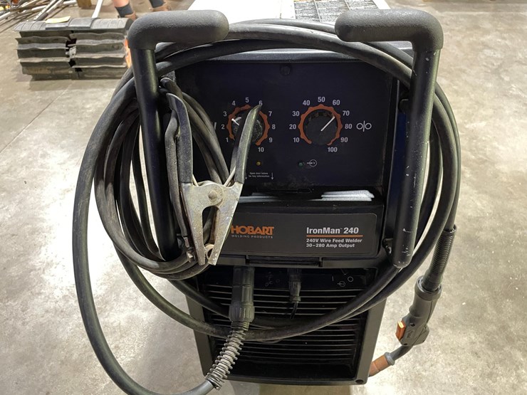 #7108-•-hobart-iron-man-240-wire-feed-welder-image-13