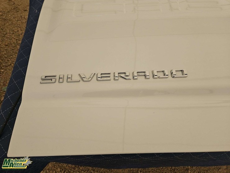 chevrolet-silverado-4th-generation-tailgate-image-6