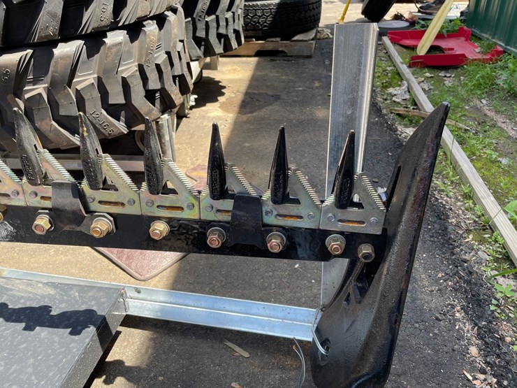 #6076-•-72"-wolverine-sickle-bar-mower-attachment-image-3