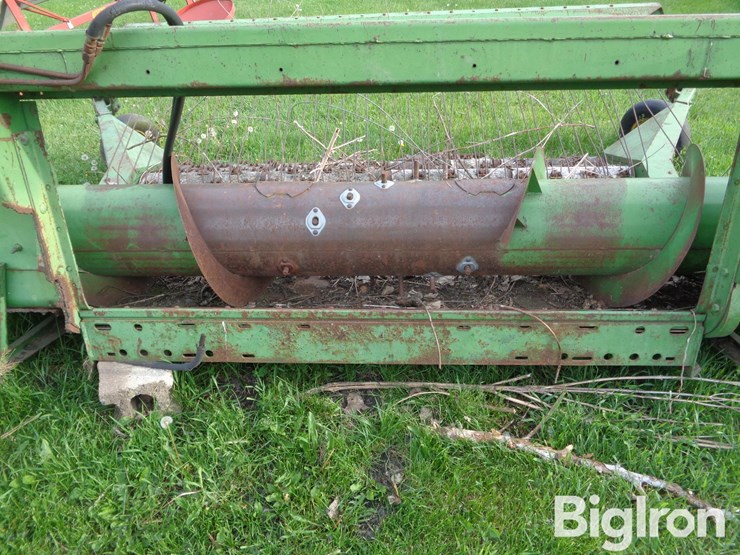 john-deere-212-image-12