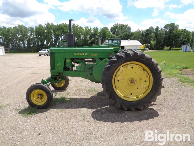 1955-john-deere-70-image-8