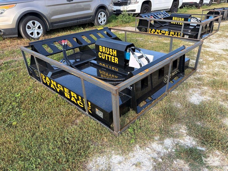mowerking-72-inch-skidsteer-brush-cutter-attachment-image-5