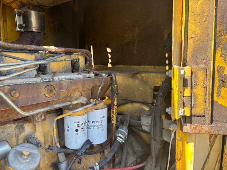 new-holland-lw170-image-36