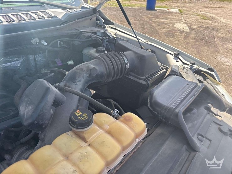 2016-ford-f150-image-10