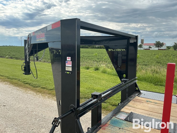 2016-finish-line-gooseneck-t/a-flatbed-trailer-image-17