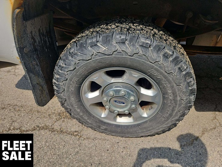 2015-ford-f350-image-12
