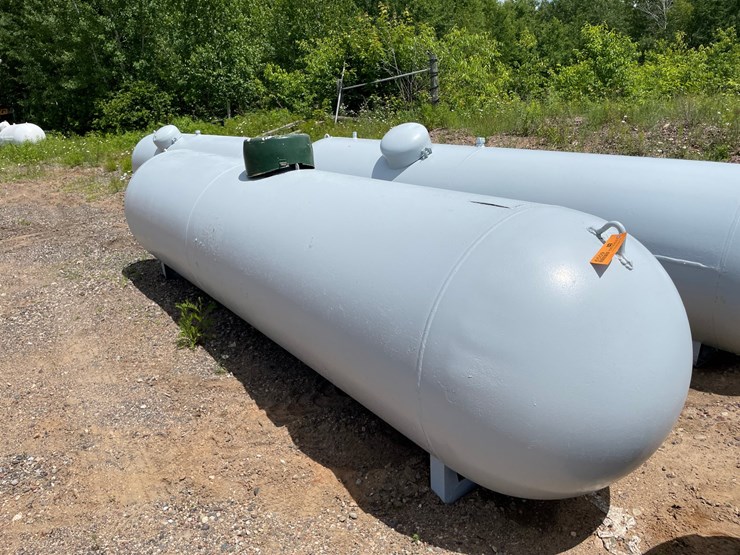 #6509-•-1000-gallon-lp-propane-tank-image-1