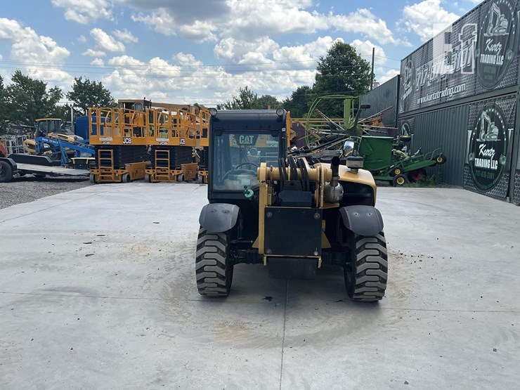2016-caterpillar-th255c-image-3