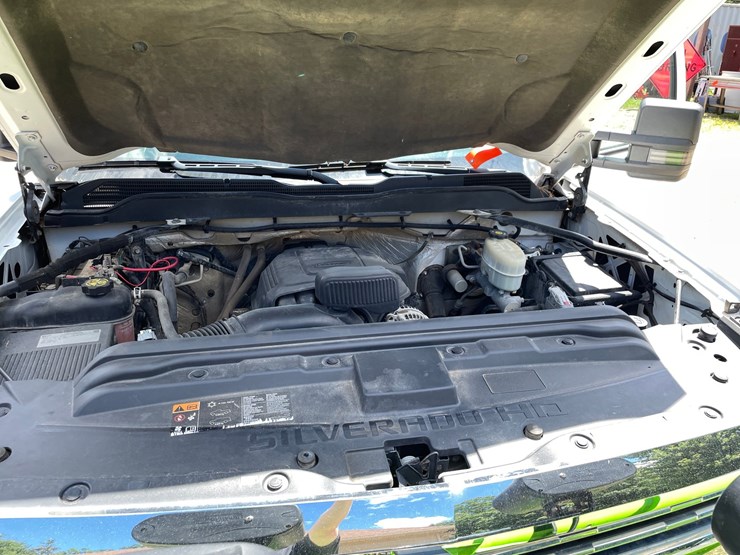 2015-chevrolet-2500-image-51