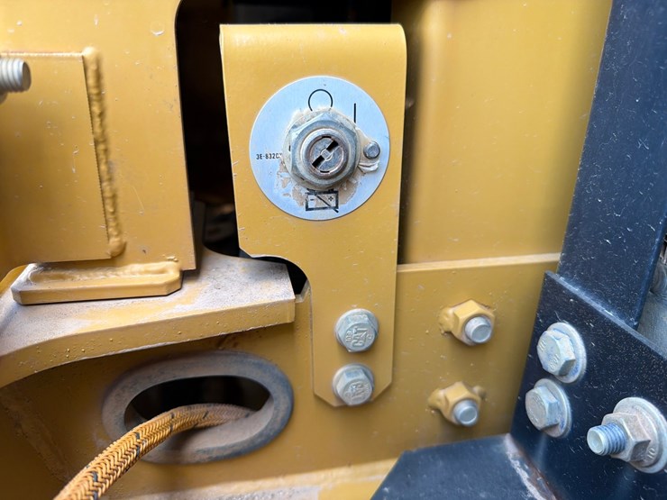 caterpillar-336el-image-32