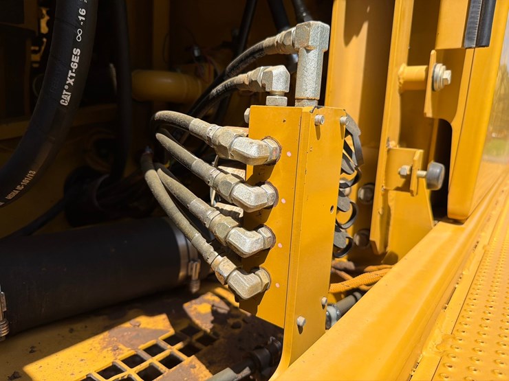 caterpillar-336el-image-44
