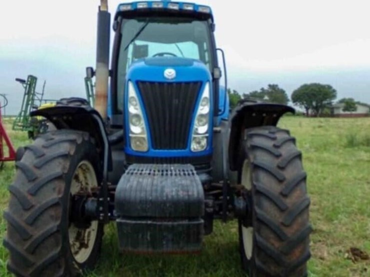 new-holland-tg210-image-2