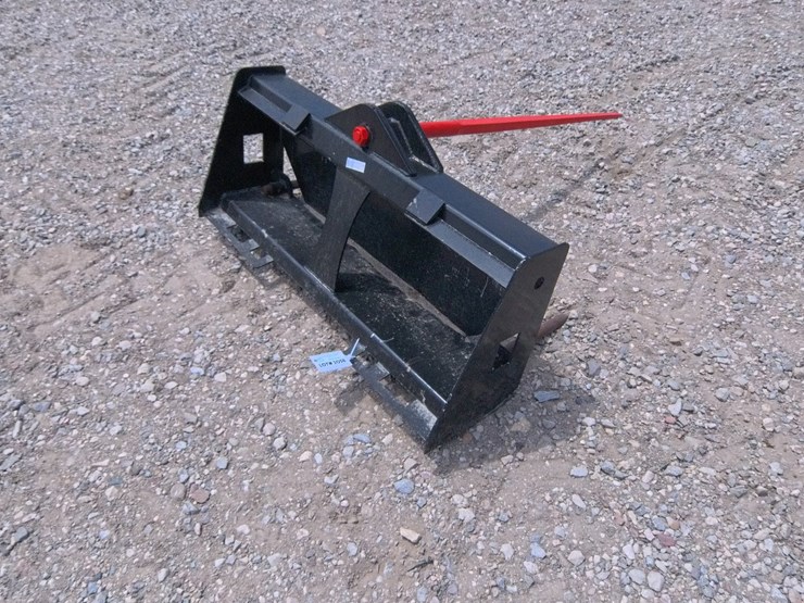 #2058-•-new-skid-steer-quick-attach-bale-spear-image-4