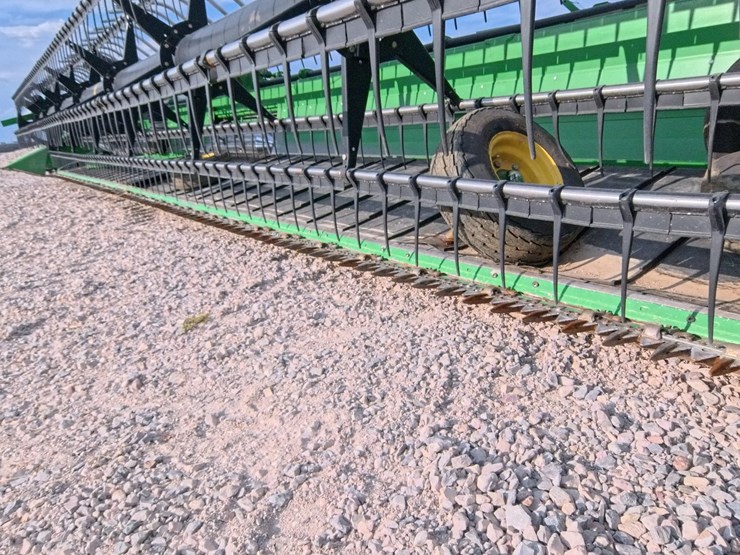 john-deere-635d-image-11