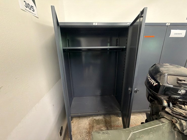 #3523-•-heavy-duty-industrial-steel-cabinet-|-located-in-st.-rose,-la-image-2