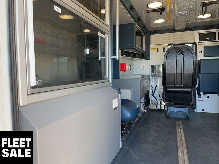2018-chevrolet-express-s/a-ambulance-image-20