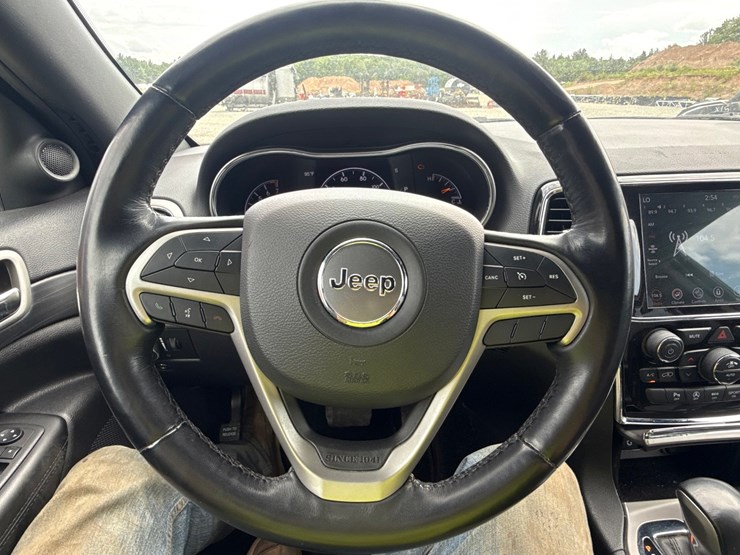 2021-jeep-grand-cherokee-image-49