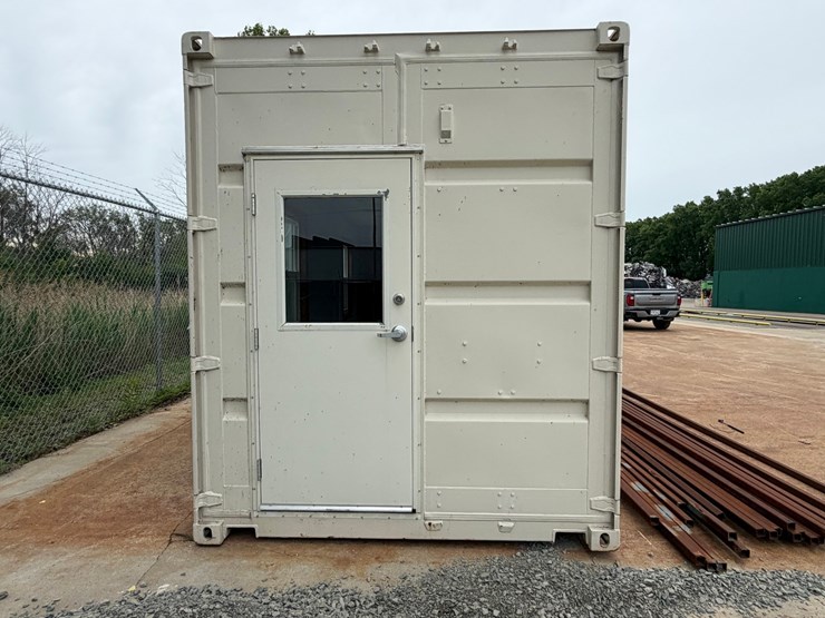 #1462-•-40"-container-office-image-6