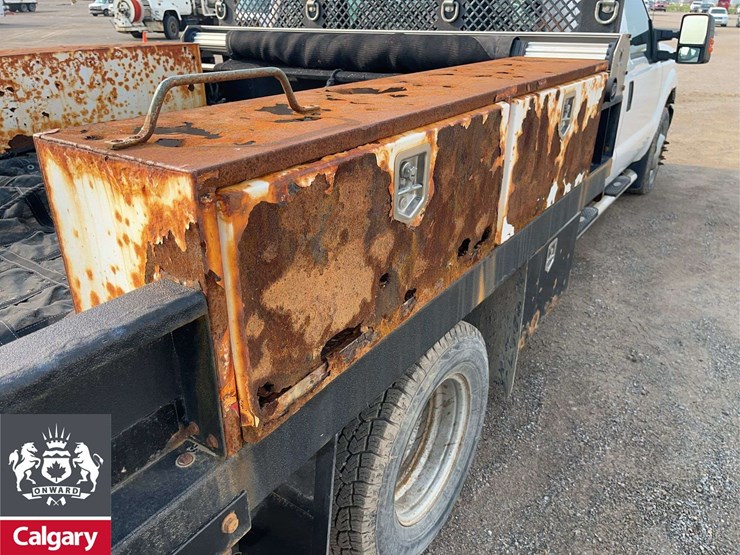 2015-ford-f350-image-26