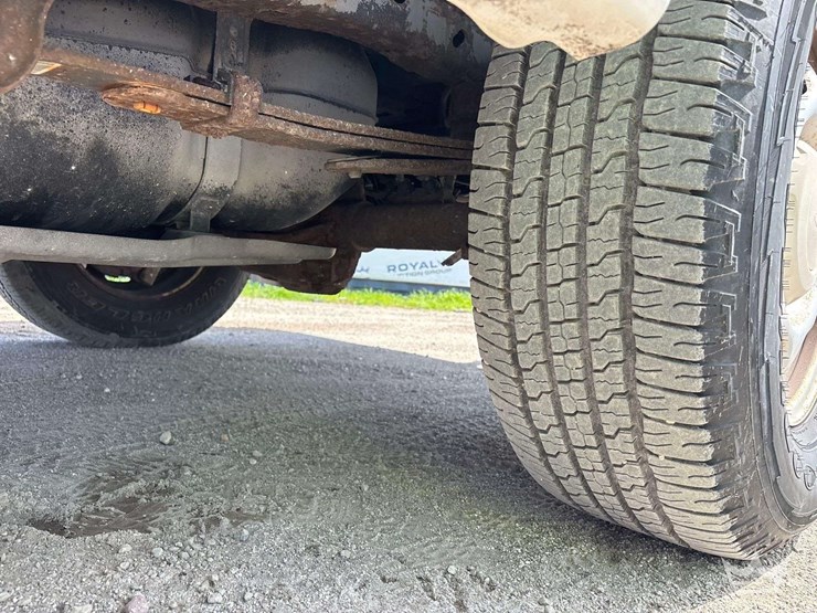 2017-ford-f150-image-28