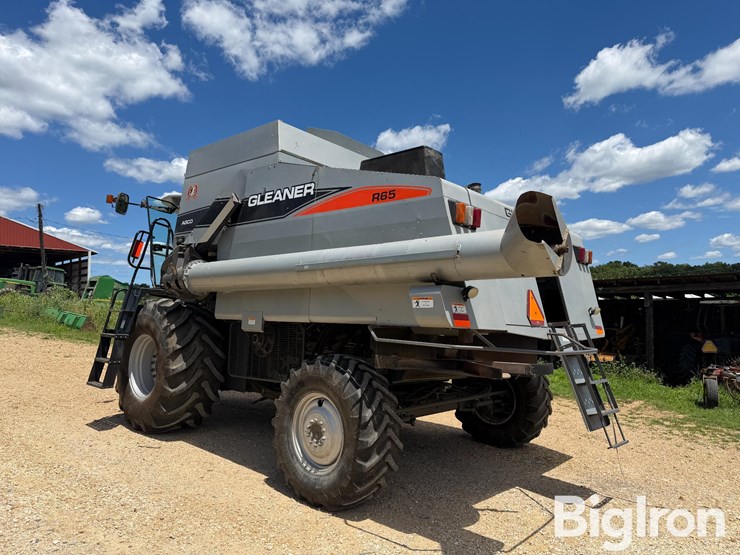 2008-gleaner-r65-image-7