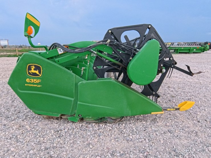 john-deere-635f-image-6