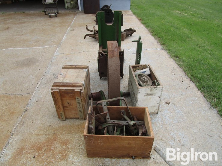 john-deere-14t-image-6