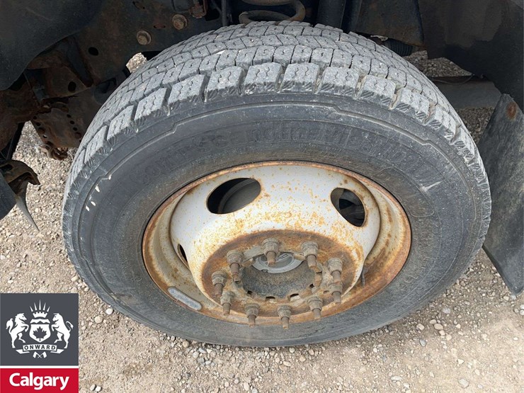 2015-ford-f550-image-9