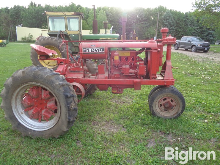 1938-farmall-f-20-2wd-tractor-image-4