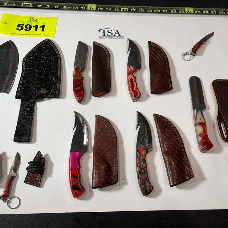 #5911 • (9) Unused Knives