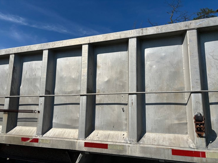 #2216-•-1978-montone-28'-end-dump-semi-trailer-image-42
