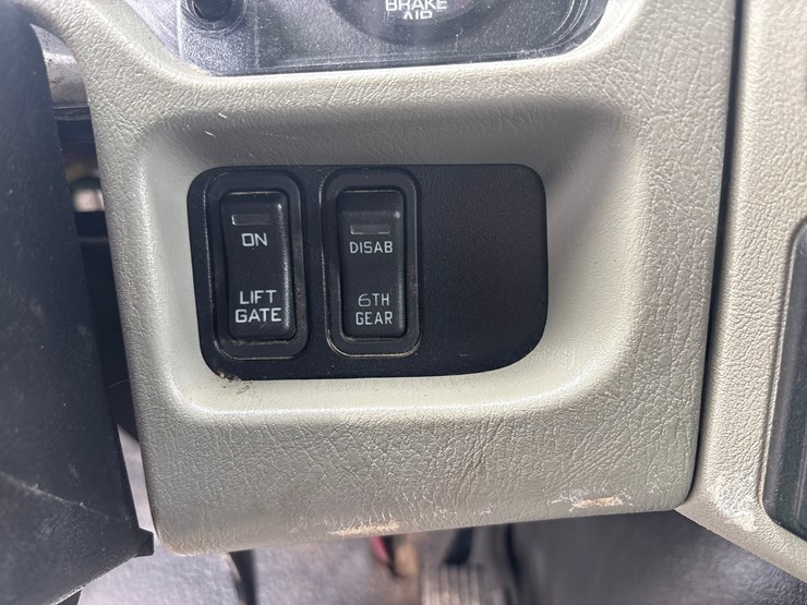 2015-international-durastar-4300-image-42