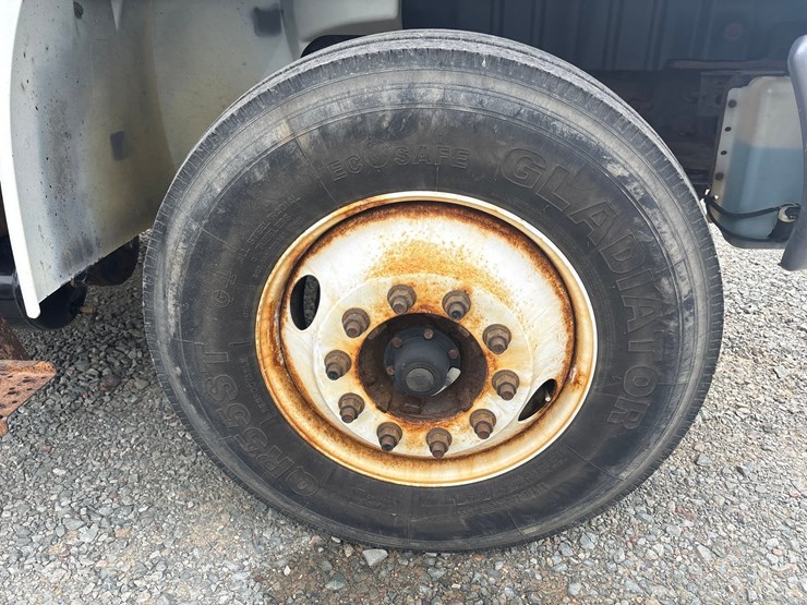 2015-international-durastar-4300-image-61