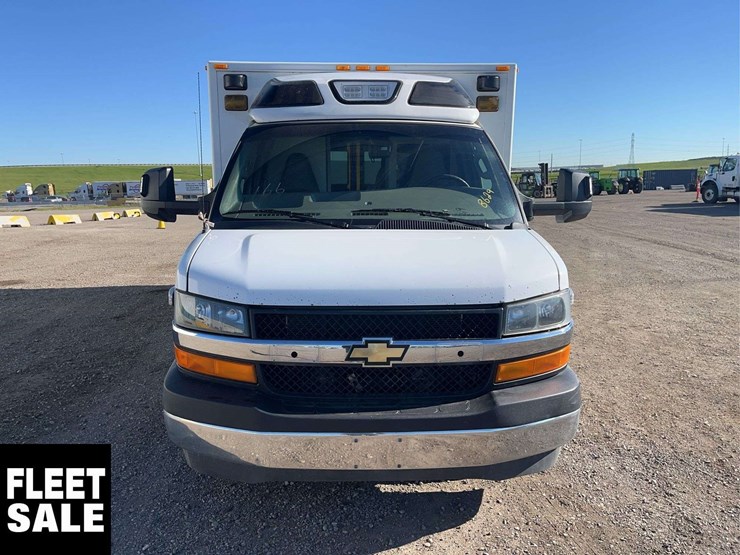 2017-chevrolet-express-s/a-ambulance-image-8