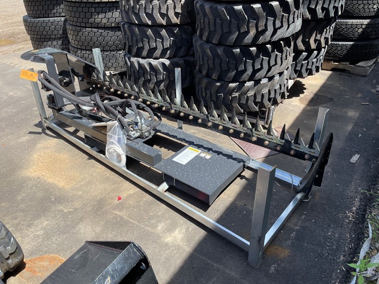#6076-•-72"-wolverine-sickle-bar-mower-attachment-image-2