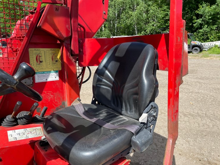 #6052-•-manitou-piggyback-forklift-image-21