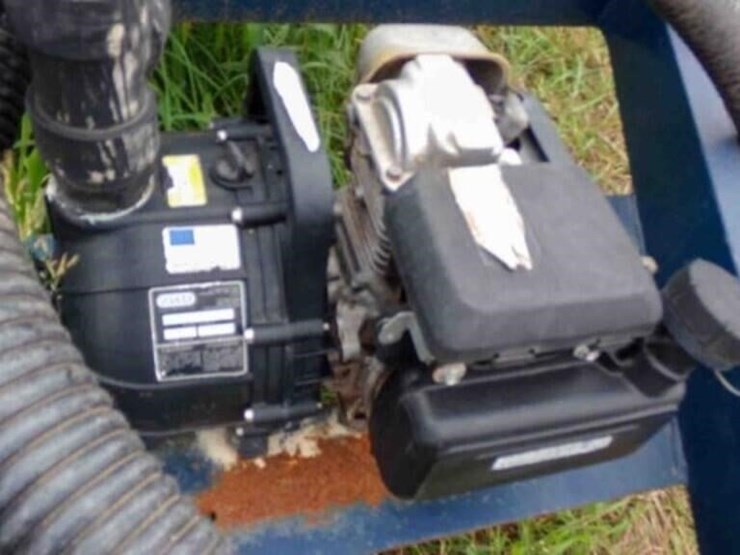 1000-gal-nurse-tank-with-motor/pump-image-4
